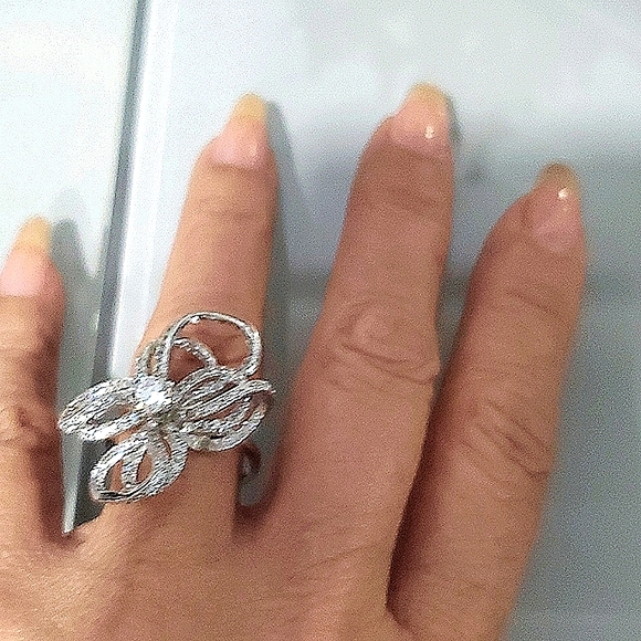 BOW RING | Size 5.25 - Picture 6 of 6